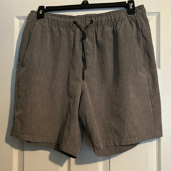 Eddie Bauer men’s gray athletic hiking shorts size XL - Picture 1 of 8